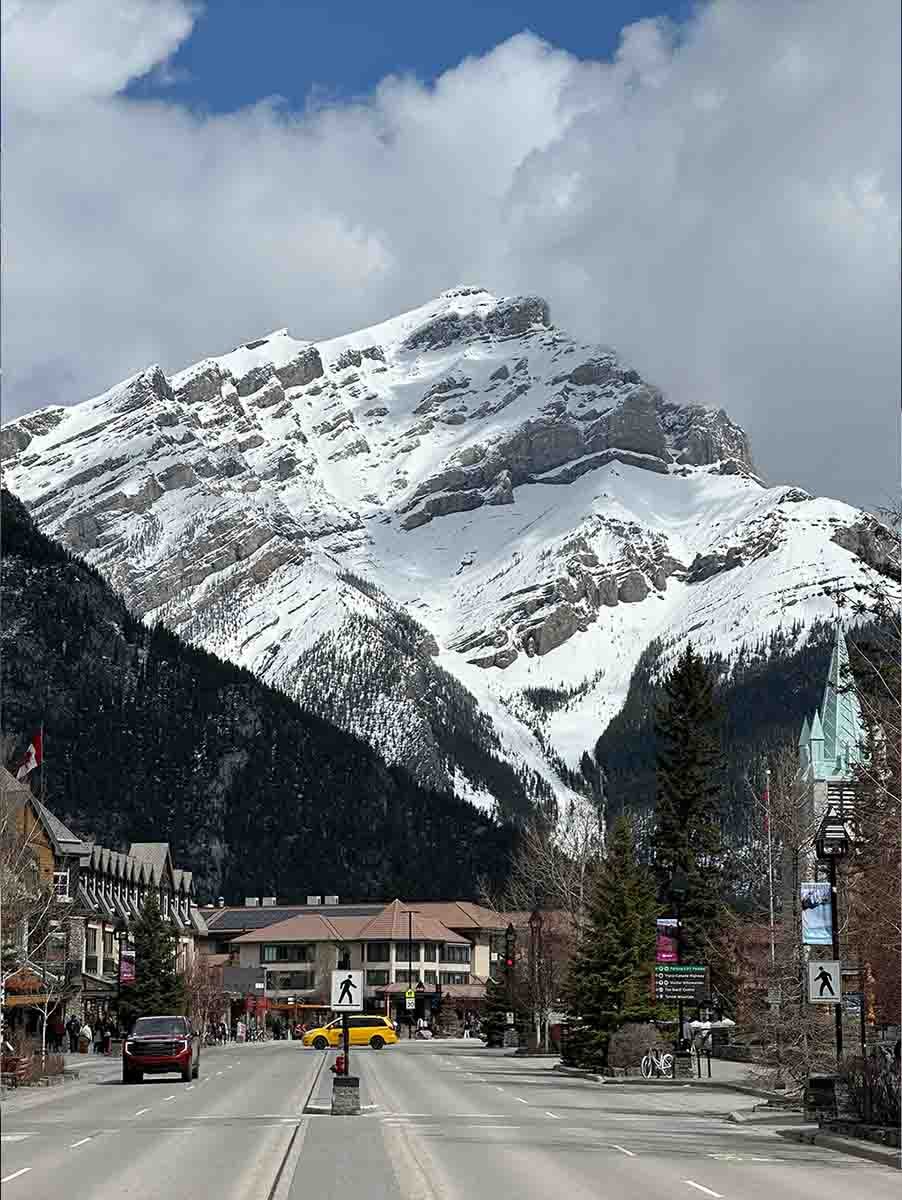 home-carousel-mountain-street