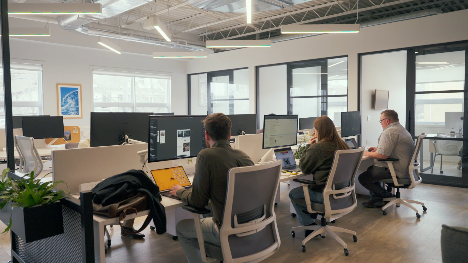 Ascent-strategy-office-office-working